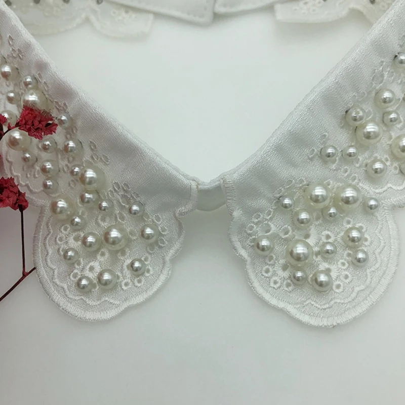 

Women Elegant Scalloped Butterfly Lace False Fake Collar Handmade Imitation Pearl Beading Detachable Choker Necklace