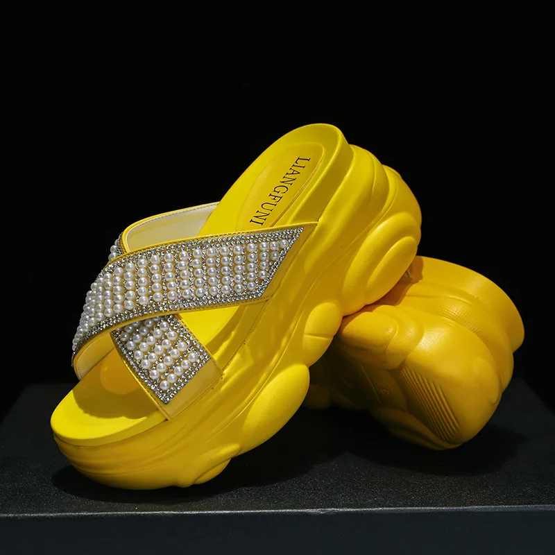 Женские шлепанцы на танкетке высотой 8 см/3 1 дюйма модная летняя обувь с бисером