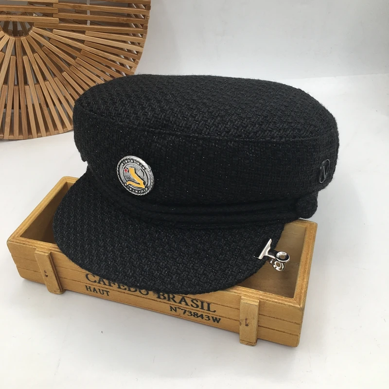 Женская трикотажная кепка газетчика в стиле милитари |