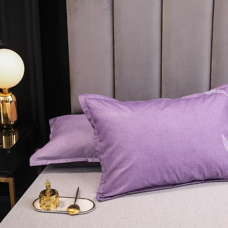 Комплект постельного белья женский с фиолетовым цветочным принтом роскошный