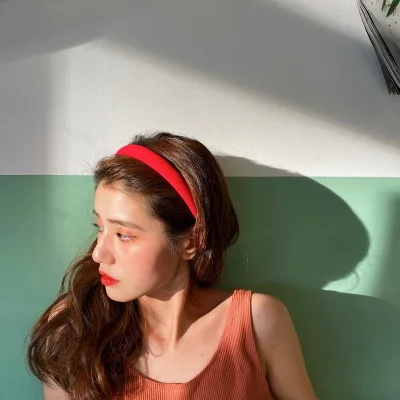 Ободок для волос карамельных цветов простой нескользящий обруч мытья лица