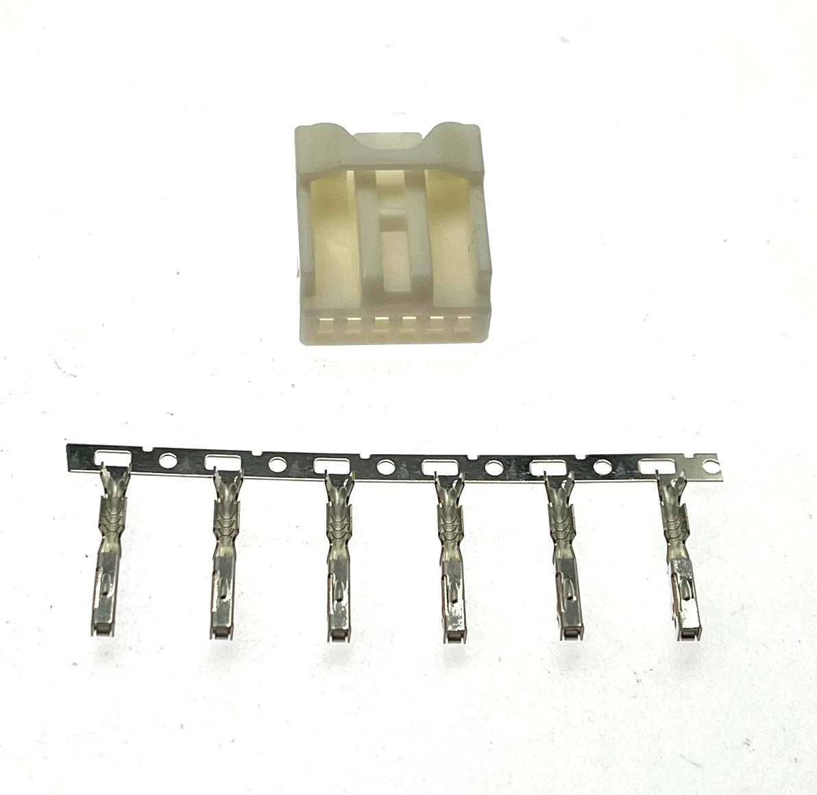 

1pc for Toyota Lexus instrument plug connector terminal 6PIN cable