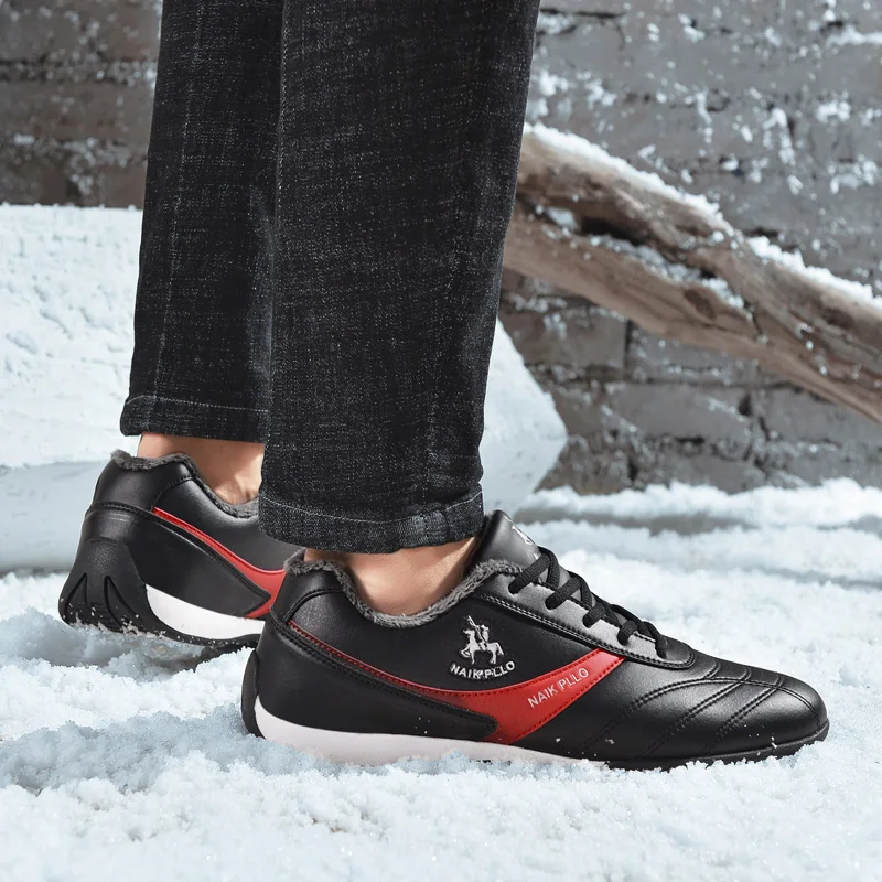 2021 Winter Warm Golf Shoes Men's Outdoor Grass Golf Training Sports Shoes Classic White Black Men's Golf Shoes Size 38-45