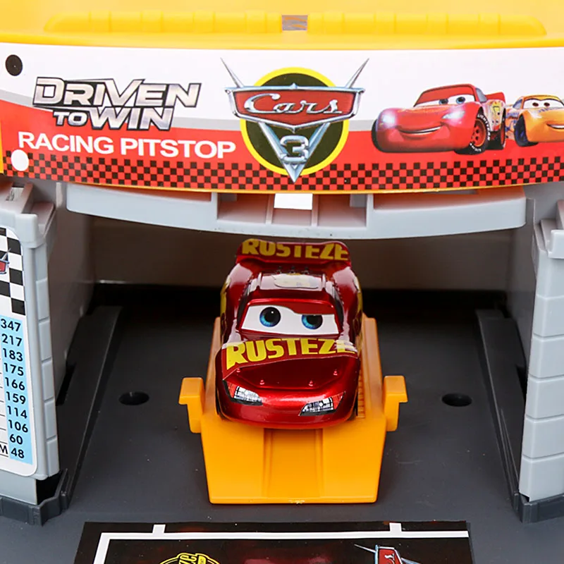 Disney Pixar Cars 3 Toys Transformable Parking Set Lightning Mcqueen Driven to WinPacing Pitstop Lot Plastic Diecasts Car | Игрушки и