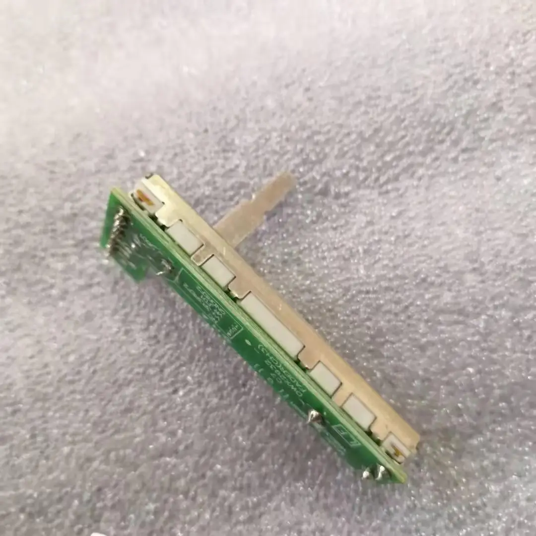 Ремонт DJM2000 устройство для установки фейдера на 3 канала новатор djm 2000 (dwx2930 /dwx2931