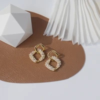 creative design fine twisted geometric pearl earrings elegant and generous female earrings korean fashion jewelry