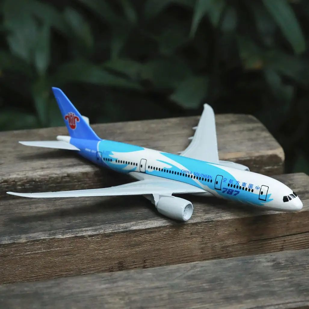 

Авиационная Коллекционная миниатюрная литая модель China South Airlines B787, 15 см, сувенирное украшение