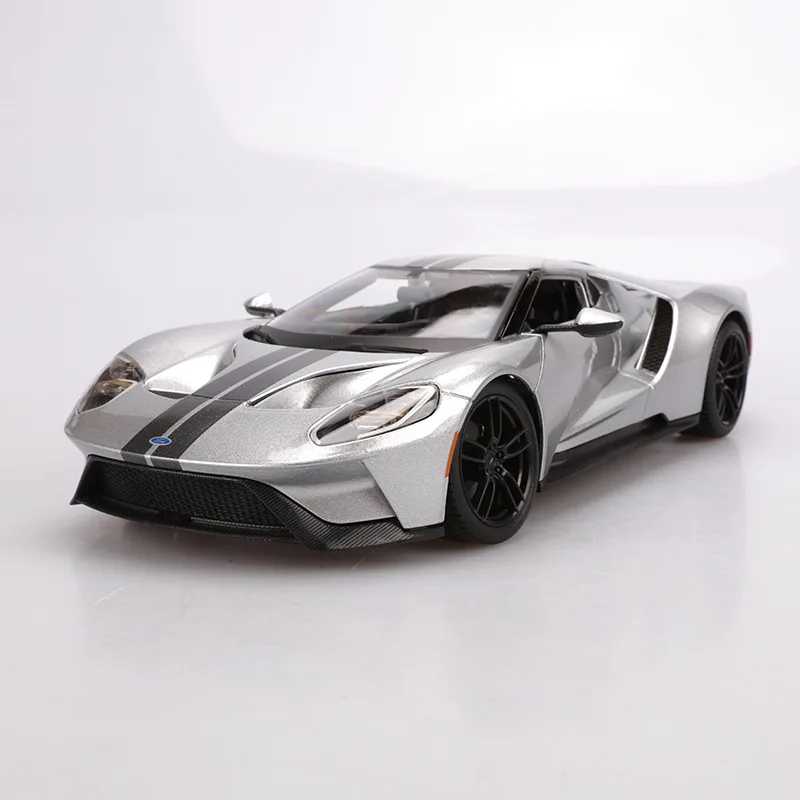 Модель автомобиля из сплава в масштабе 1:18 модель Ford GT 2017 подарок для детей |