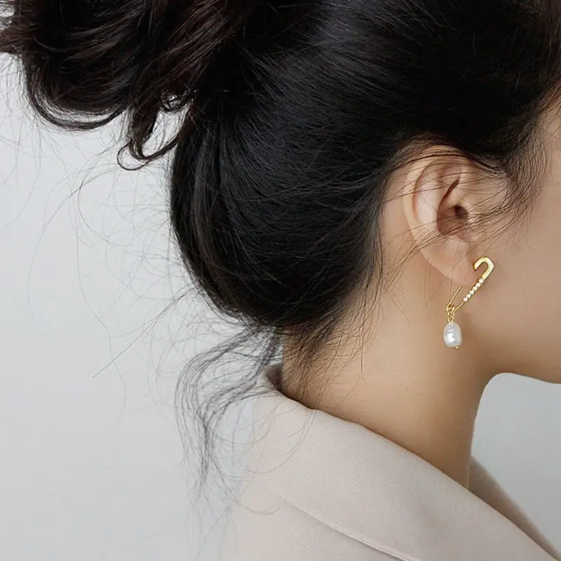 Серьги-гвоздики женские из серебра 925 пробы с фианитами | Украшения и аксессуары