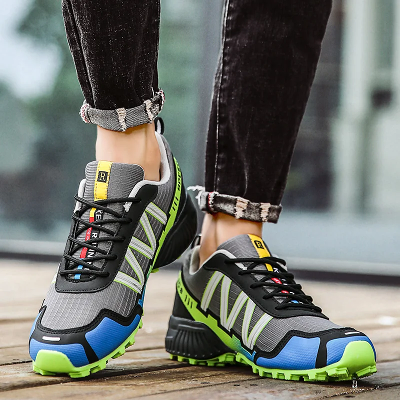 2020 New Men Running shoes Outdoor Breathable Anti-skid Wear-resistant Lace-up Sneakers Male Jogging Training Travel Sport Shoes |