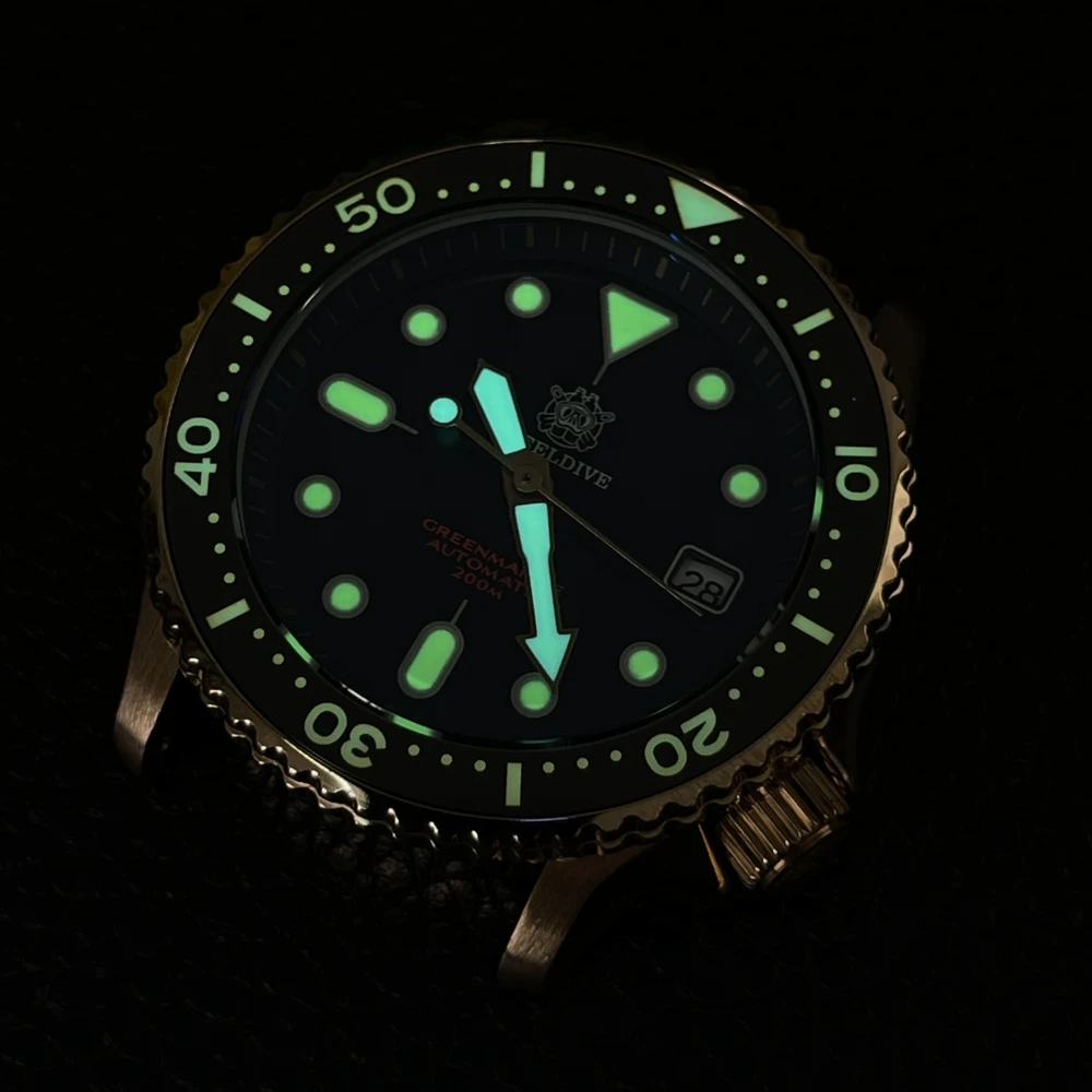 

2021 New Solid Bronze Dive Watch 20Bar Men NH35 Automatic Ceramic Bezel Sapphire Luminous Mechanical Wristwatch Bronze buckle