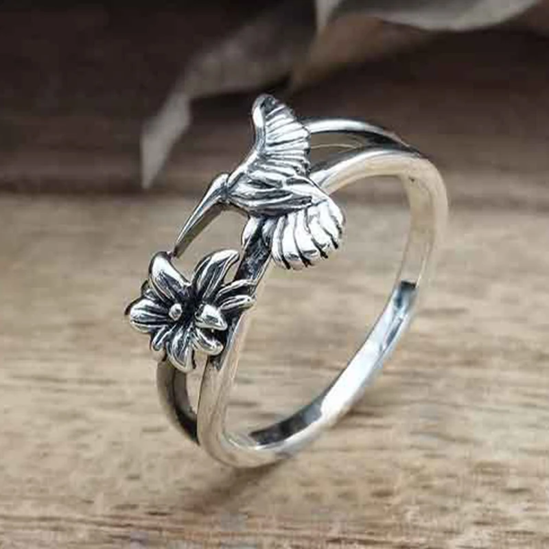 

Retro Ancient Silver Color Plant Animal Open Finger Rings Women Hummingbird Lotus Branch Bee Butterfly Charm Girls Jewelry Ring