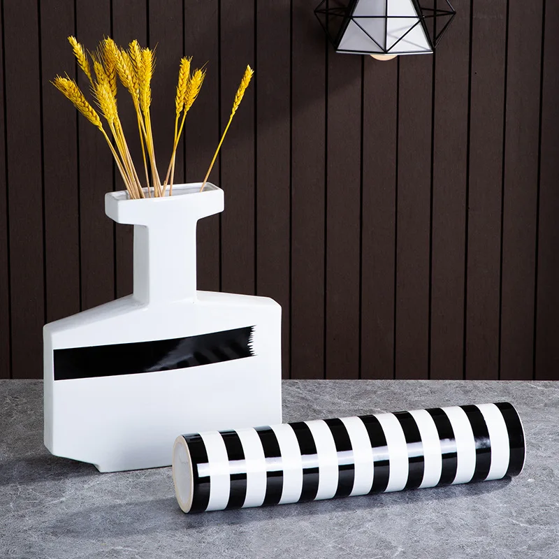 

Black And White Floral Ceramic Vase Home Soft Decoration Hotel Club Art Vase Decoration