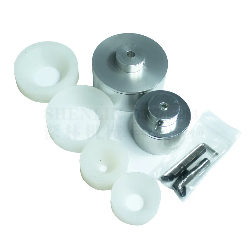 Зажимной патрон для кепки и пинцевальной головки ручной машины с серебряной