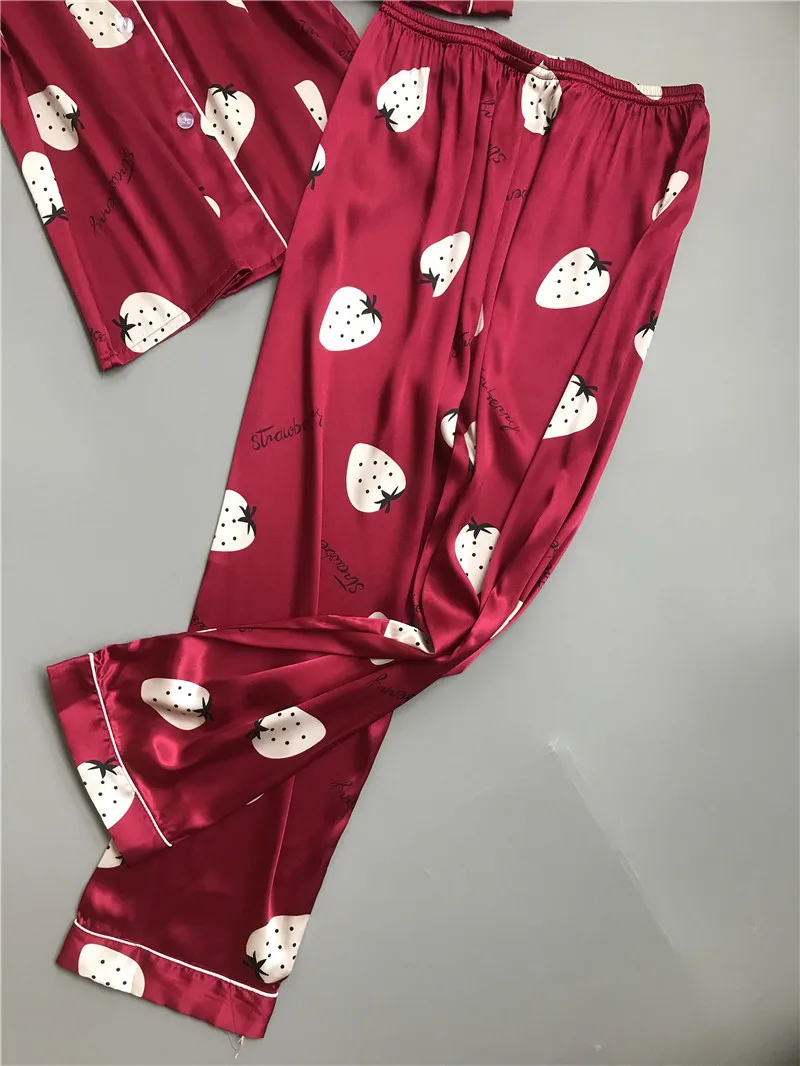 Пижама женская атласная с отложным воротником и длинным рукавом|Комплекты пижам|