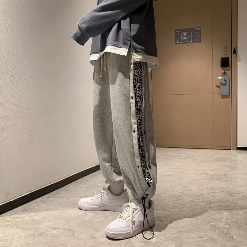 

2021 Super fire cec guard pants men's spring and autumn wild loose Korean version of the trend of casual gray tie sports pants