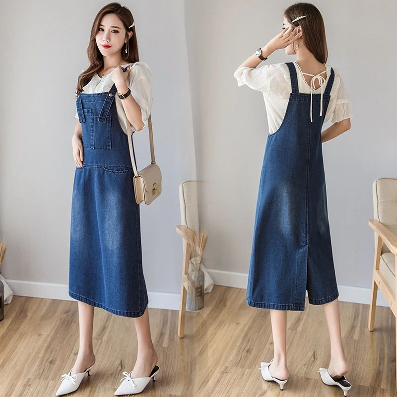 Платье женское джинсовое на бретелях винтажное синее сарафан средней длины из