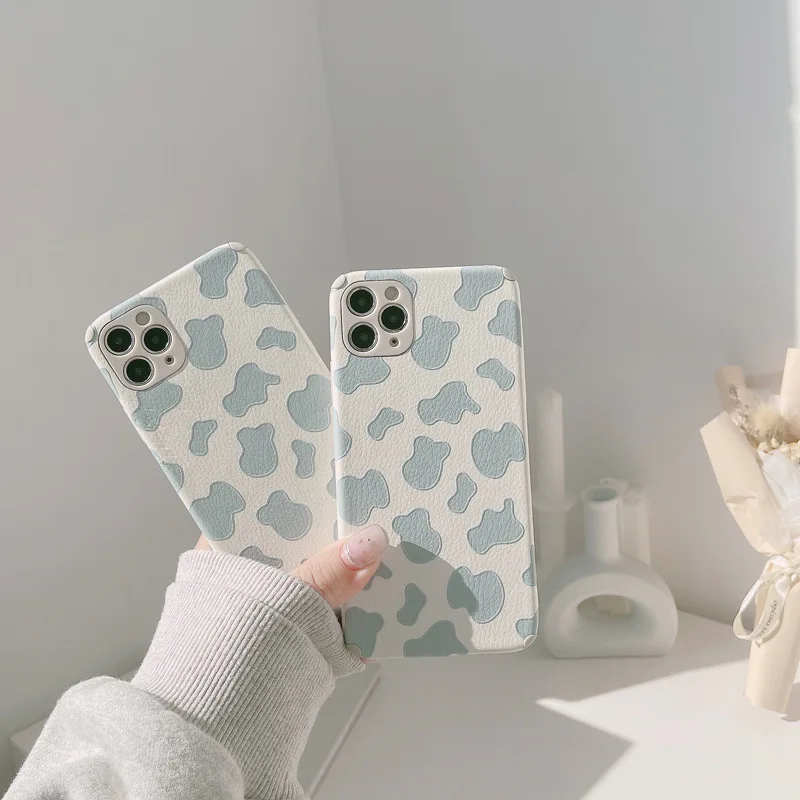 Tender Ins Blue cow pattern phone case leather funda for iphone 7 8 plus 11 12 mini 13 14 pro max xsmax x xr cute flower capa