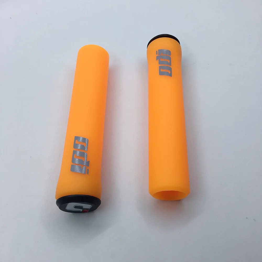 Orange ODI велосипедная ручка, набор силиконовых ручек, MTB велосипед, внедорожный, ударопрочный, противоскользящий, для верховой езды, набор, ультра-светильник, ремешок, кнопка блокировки галстука - Цвет: Orange