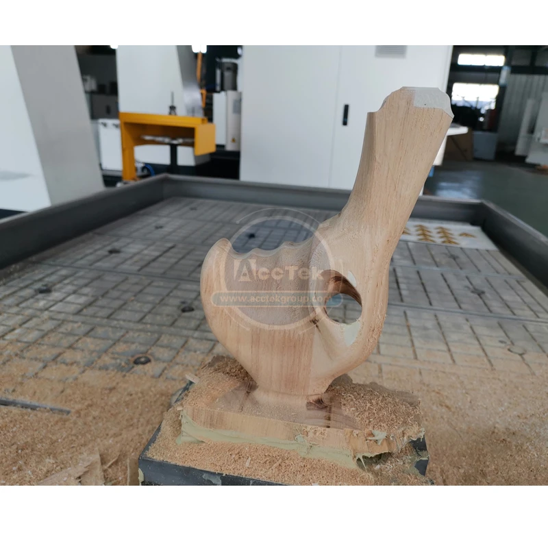 Китайский профессиональный 5-осевой станок с ЧПУ по дереву конкурентоспособная