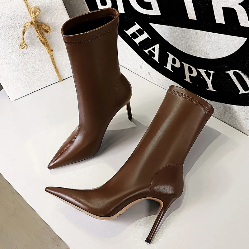 

Женские ботинки из ПУ кожи BIGTREE, теплые плюшевые ботильоны на высоком каблуке, с острым носком, короткие сапоги, Осень-зима 2022