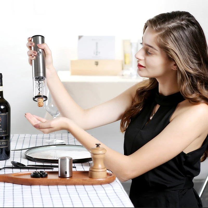 

Xiaomi Youpin Circle Joy Electric Bottle Opener 4-in-1 Gift Box Set Automatic Wine Bottle Opener With Mini Plug Stopper