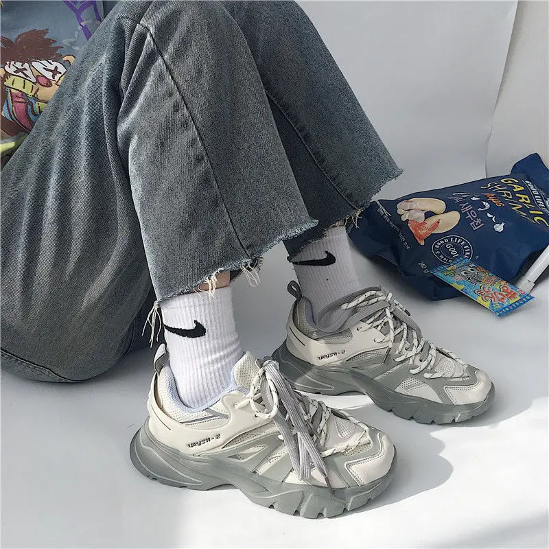 

Массивные кроссовки для женщин, Весенняя женская модная повседневная спортивная обувь, дышащие кроссовки для бега и ходьбы светильник Кая ...