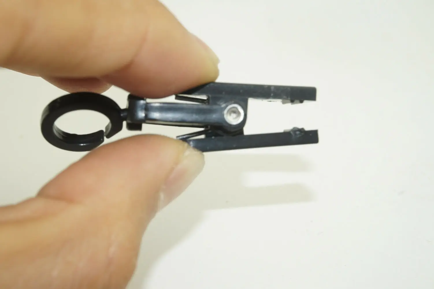 Вешалка-зажим для штор вешалка освесветильник |