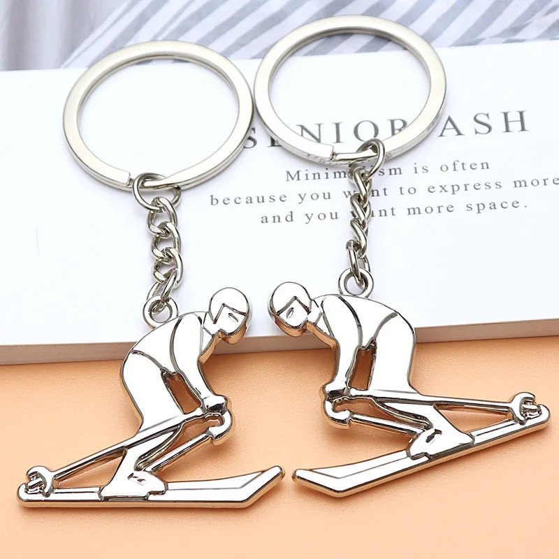 Брелок для ключей катания на лыжах металлический подарок спортсмену