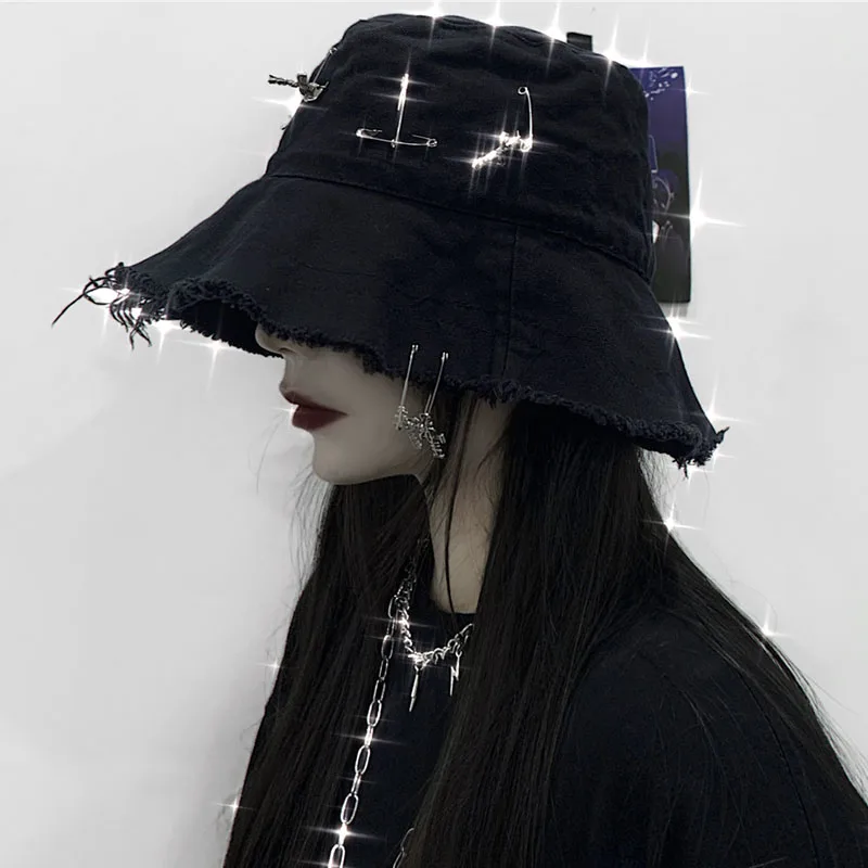 Goth Girl Harajuku Hat Female Ins Trendy High Street Hip Hop Pin Rings Dark Cross Bucket Caps Summer Grunge Brim Hat Women Black