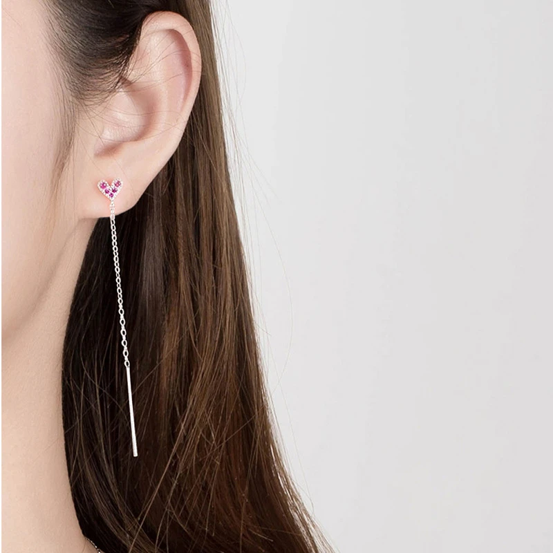 Ожерелье с подвеской в виде сердца из розового циркония серебристого цвета |