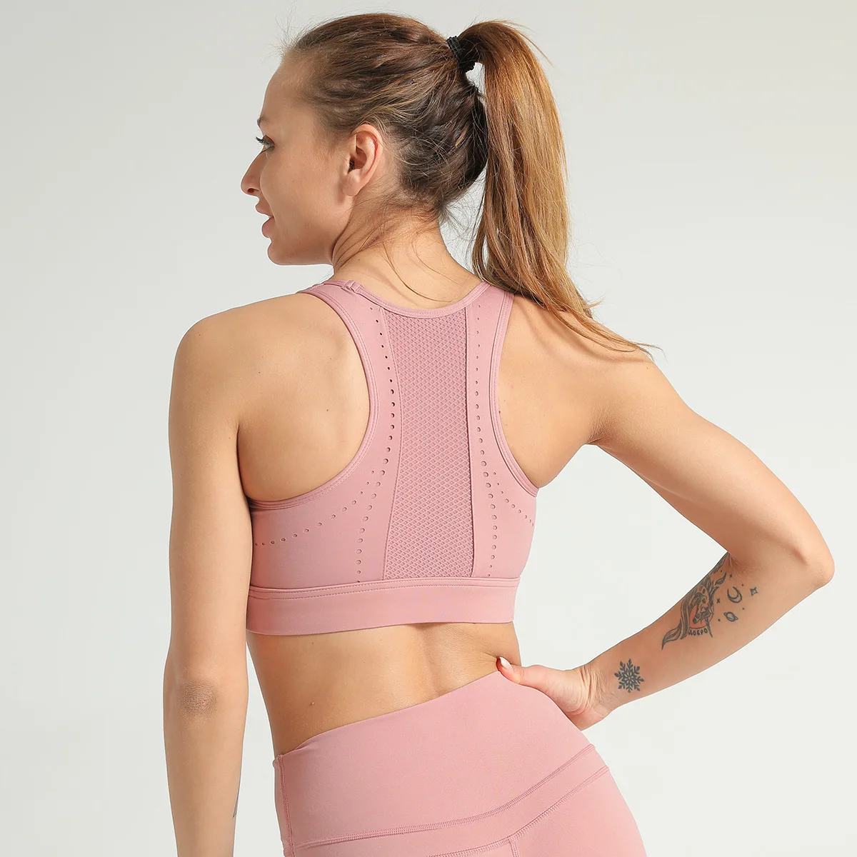 

Back Polka Dot Sports Bra Shockproof Mesh Jacquard Stitching Sports Underwear Yoga Wear Vest Gym Accessories Women Bralette