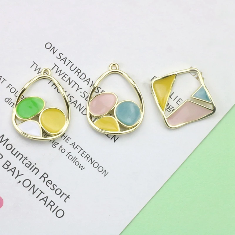 

Alloy Drip Oil Geometric Figure Round Oval Diamond Three-Color Pendant DIY Jewelry Accessories Handmade Materials