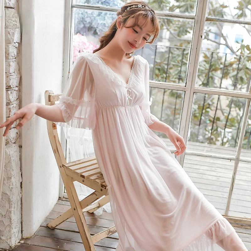 

Sweet Mesh Lolita Night Dress Women Lace Peignoirs Sleep Dresses Fairy Sexy Sleepwear Kawaii Nightwear Ladies Vintage Nightgowns