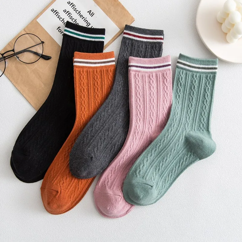 Autumn Winter Ins Women Socks Candy Color Twist Striped Tube Socks Cute Sweet Girl Cotton Socks Popsocket Gifts For The Holidays