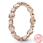 Оригинальные бриллиантовые кольца из серебра и розового золота