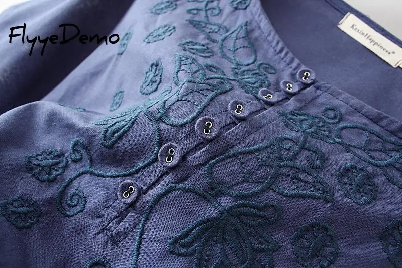 Футболка женская с коротким рукавом и объемной цветочной вышивкой | Женская