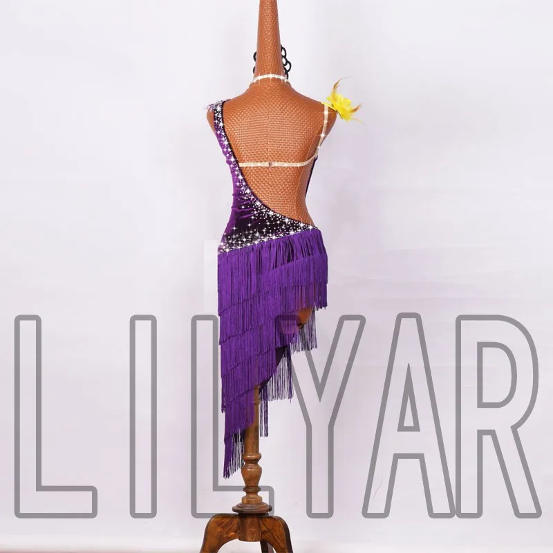 Женское платье для латиноамериканских танцев красное с разрезом и юбкой