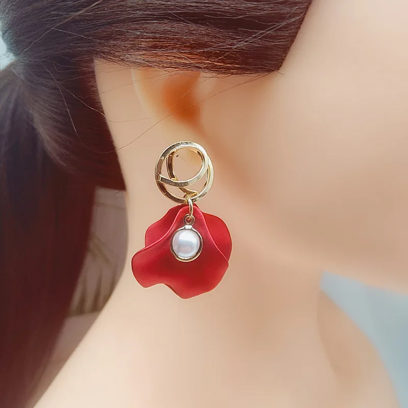 Aretes de mujer, современный стиль, дизайн, большие красные лепестки роз, серьги с кисточками, тренд, темперамент, летние корейские серьги для женщин