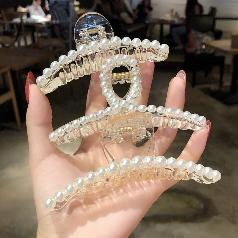 

Pearl Hair Clips Women Crab Hairpins Headwear Fashion Hair Claws for Girls Hairgirps Hair Accessories for Women Barrettes