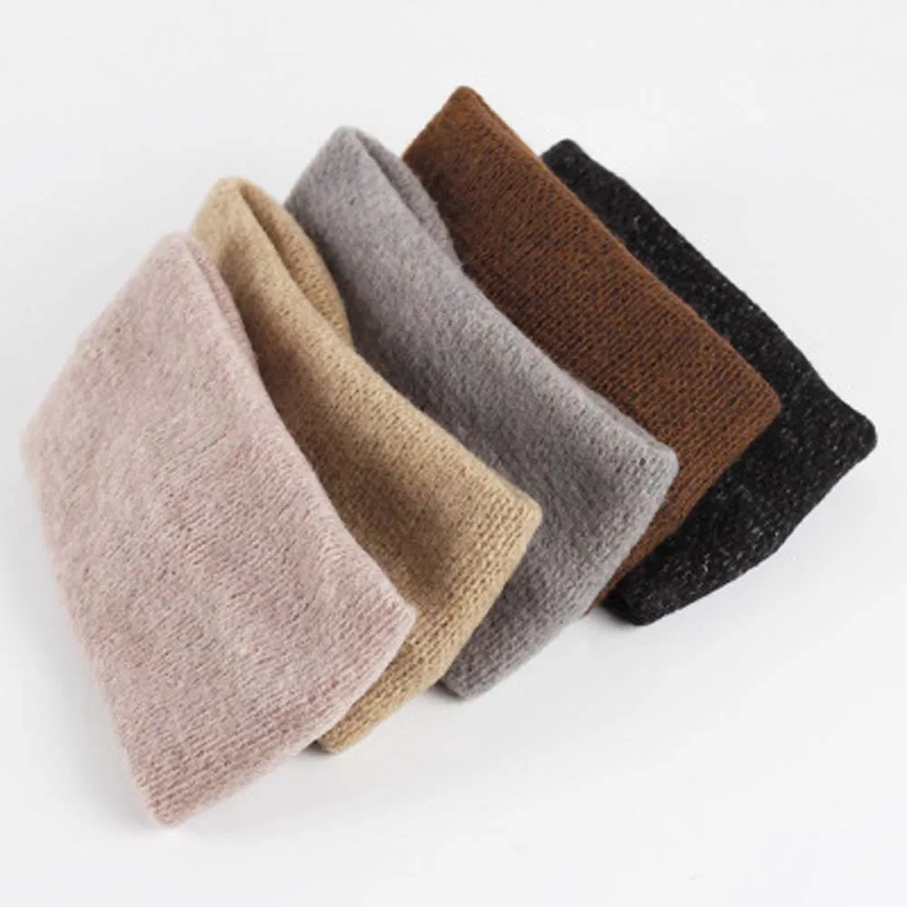 Повязка на голову однотонная женская мягкая эластичная крученая лента с узлом