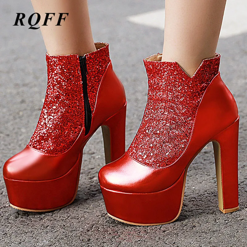 Женские ботильоны на очень высоком квадратном каблуке блестящие тканевые