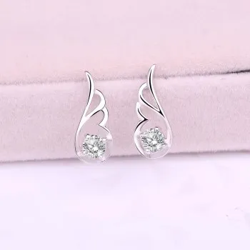 

2021 New 925 Silver White Crystal Earrings Wholesale Korean Lovely Silver Korean Female Earrings Manufacturer Direct Supply