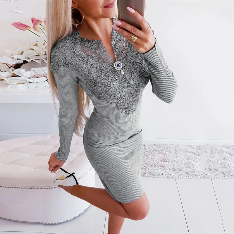 Женское платье карандаш с длинным рукавом однотонное облегающее мини V образным