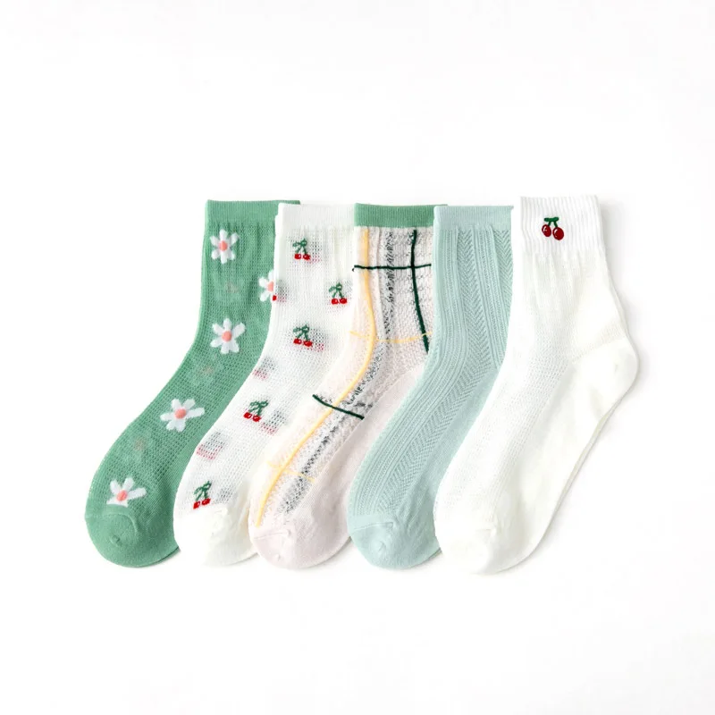 

Japanese socks female spring tube ins tide cute lady cartoon embroidery lace socks thin section long socks woman socks