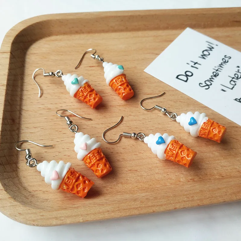 

Fashion Cute Cartoon Love Heart Ice Cream Cone Drop Earrings for Korean Minimalist Women Gift Creative Dangle Earrings Jewelry