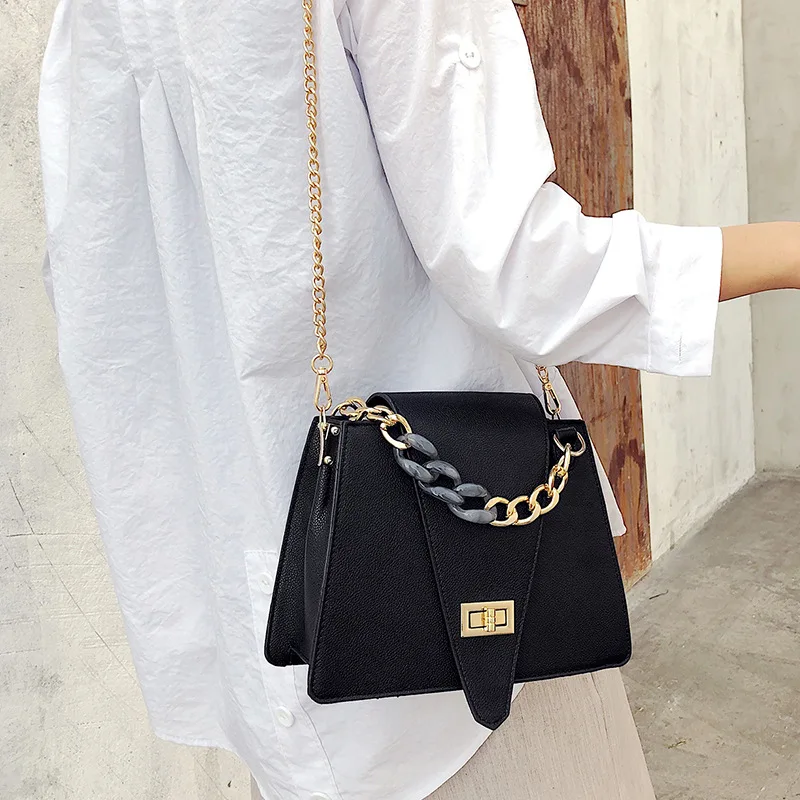 Женская сумка через плечо модная повседневная мессенджер с цепочкой