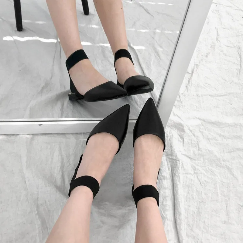 

Sandals female flat bottom 2019 new toe cross strap Elastic band fairy wind wild point Summer women's sandals