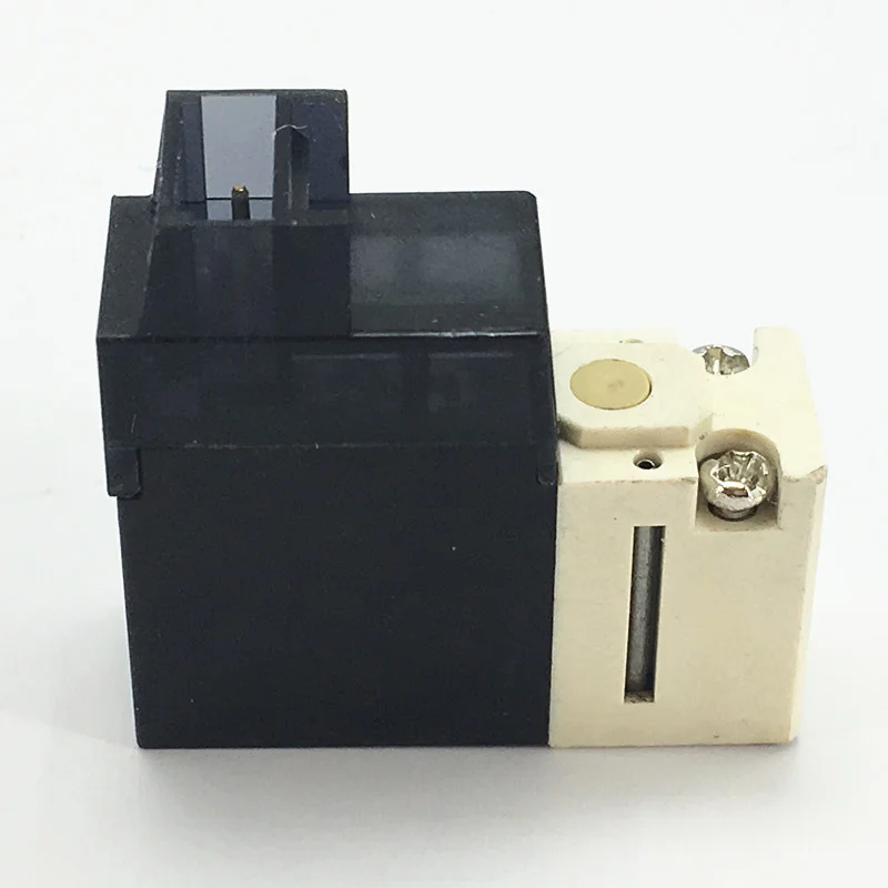 VQD1151U-5M-X9 VQ110-5L VQ110U-5L VQ110-5LO электромагнитный клапан пневматический компонент VQ110U-5LO