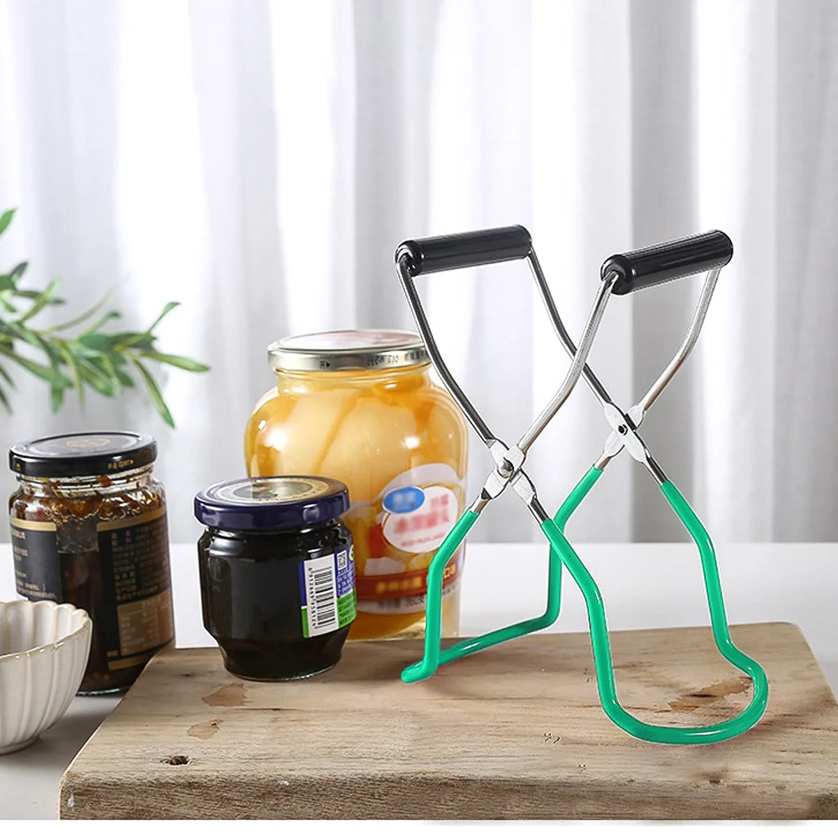 

Canning Jar Lifter Rubber Grips Long Handle Canning Tongs Cans Gripper Clamp Canned Clip for Kitchen Restaurant Wide-Mouth